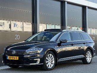 ojeté vozy osobní automobily Volkswagen Passat 1.4 TSI GTE Virtual-Cokpit Hade-Up Pano 2015/12