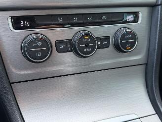 Volkswagen Golf 1.6 TDI Navi Clima Euor-6 AUTOMAAT picture 11