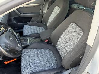 Volkswagen Passat 1.6 TDI BlueMotion Navi  PDC picture 9