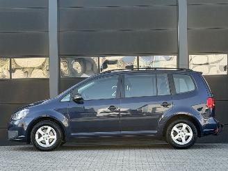 Volkswagen Touran 1.6 TDI BlueMotion Navi Clima PDC picture 6