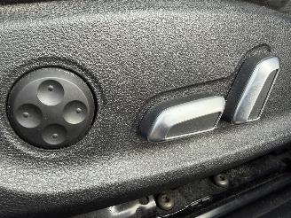 Audi A6 avant 2.0 TDI S-Line Bose Xenon Camera Euro-6 picture 9