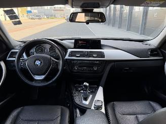 BMW 3-serie 320d Xenon Navi Clima PDC picture 7