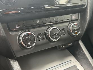 Skoda Octavia 1.6 TDI Navi Clima AUTOMAAT picture 12