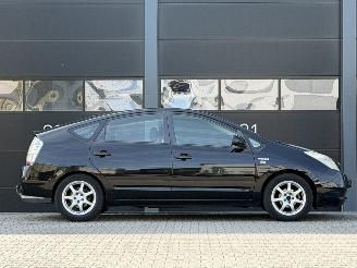 Toyota Prius 1.5 VVT-i picture 3