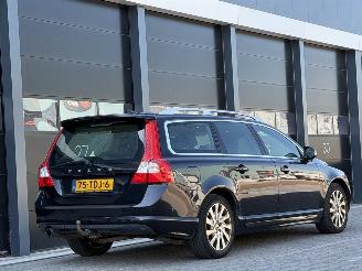 Volvo V-70 2.0 D3 Xenon Dak Leer PDC picture 4