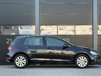 Volkswagen Golf 1.6 TDI Navi Clima PDC EURO-6 picture 3