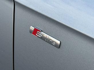 Audi A4 2.0 TDI S-Line Xenon Navi PDC picture 11
