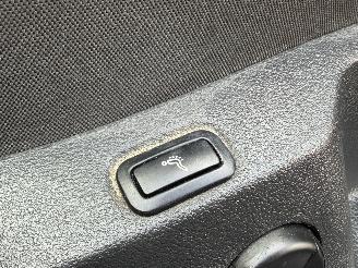 Volkswagen Golf 1.6 TDI Virtual-Cockpit Xenon Clima AUTOMAAT picture 9