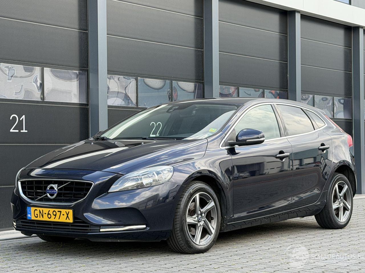 Volvo V-40 2.0 D2 Navi Clima PDC