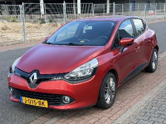 Voiture accidenté Renault Clio 0.9 TCe Navi Airco 2013/2