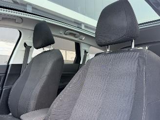 Peugeot 308 1.6 BlueHDI Pano Navi Clima EURO-6 picture 8