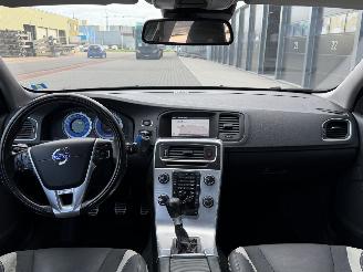 Volvo S-60 2.0 D4 R-Design Navi Clima PDC picture 7