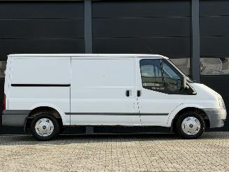 Ford Transit 2.2 TDCI 3-PERS picture 3