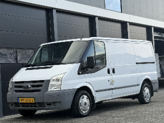 Vrakbiler auto Ford Transit 2.2 TDCI 3-PERS 2011/2