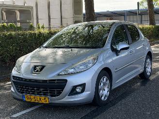 Unfallwagen Peugeot 207 1.4 VTi Sportium 2011/11