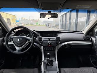 Honda Accord 2.0i Comfort Xenon Clima picture 7