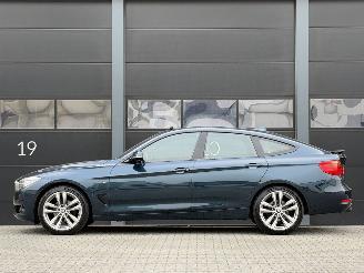 BMW 3-serie GT 2.0 318d Pano Leer Clima PDC picture 6
