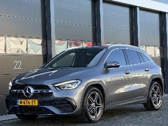 Gebrauchtwagen PKW Mercedes GLA 220d AMG Navi Sfeer Clima PDC 2020/6