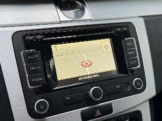 Volkswagen Passat 1.6 TDI Highline Leer Navi Clima PDC picture 10