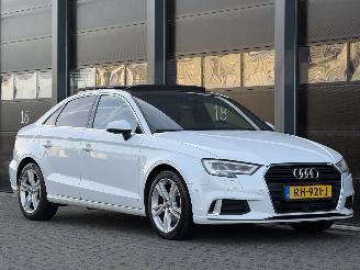 Audi A3 LIMOUSINE 2.0 TDI S- Line Virtual-Cockpit Pano picture 2