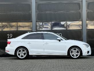 Audi A3 LIMOUSINE 2.0 TDI S- Line Virtual-Cockpit Pano picture 3
