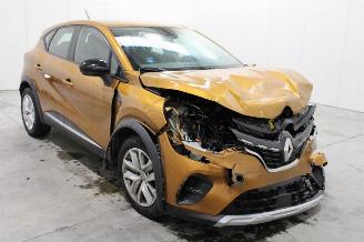 Renault Captur  picture 2