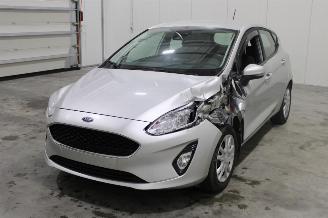 damaged commercial vehicles Ford Fiesta  2017/9