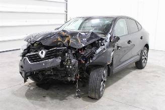 skadebil auto Renault Arkana  2023/4