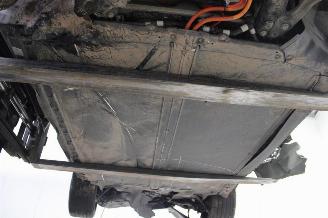 Tesla Model Y  picture 14