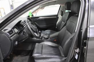 Skoda Superb  picture 9