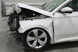 Skoda Superb  picture 5