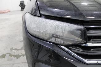 Volkswagen T-Cross  picture 6