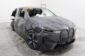 BMW iX  picture 3