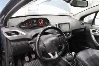 Peugeot 2008  picture 5