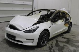 Coche siniestrado Tesla Model 3  2021/12
