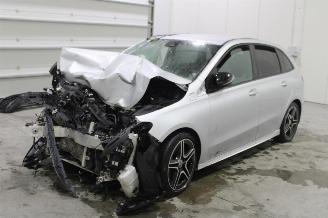 Autoverwertung Mercedes B-klasse B 180 2020/10