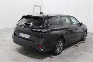Peugeot 308  picture 3