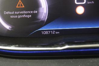 Peugeot 5008  picture 13