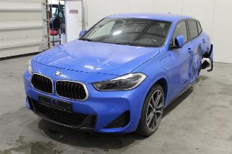 krockskadad bil auto BMW X2  2021/6