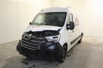 krockskadad bil auto Renault Master  2019/11
