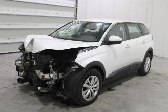 skadebil auto Peugeot 5008  2020/2