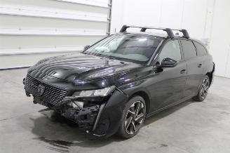 krockskadad bil auto Peugeot 308  2023/11