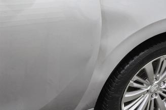 Peugeot 208  picture 8
