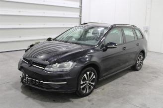 Schadeauto Volkswagen Golf  2020/6