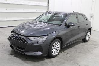 Schadeauto Audi A3  2024/9