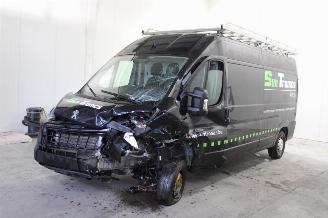 Voiture accidenté Peugeot Boxer  2023/11