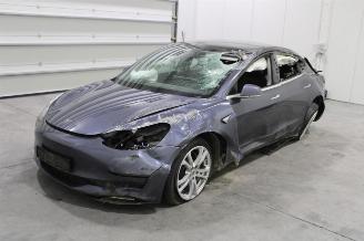 škoda osobní automobily Tesla Model 3  2020/8