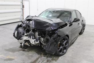Damaged car Alfa Romeo Giulia  2019/5