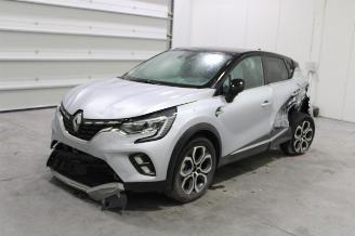 uszkodzony samochody osobowe Renault Captur  2023/12