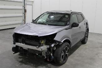 skadebil auto Peugeot 2008  2023/11